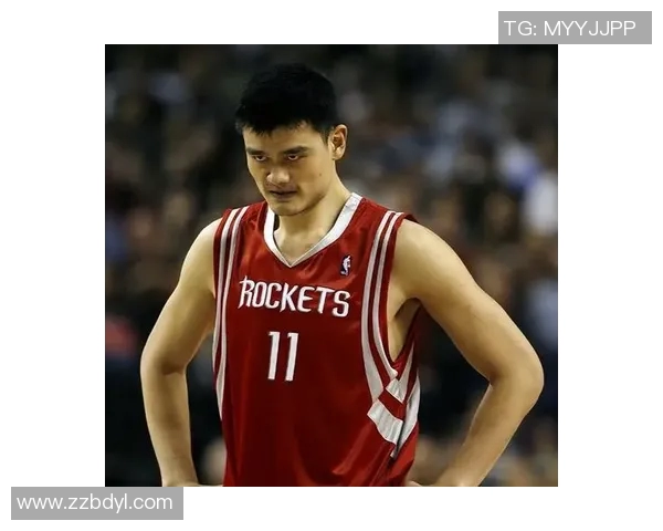 李文翰与姚明的篮球传奇之路：从青涩少年到巅峰巨星的成长故事